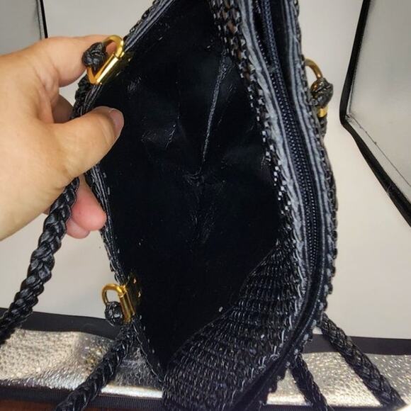 Vintage Black Aluminum‎ Mesh Shoulder Bag Made in Hong Kong - Picture 6 of 7